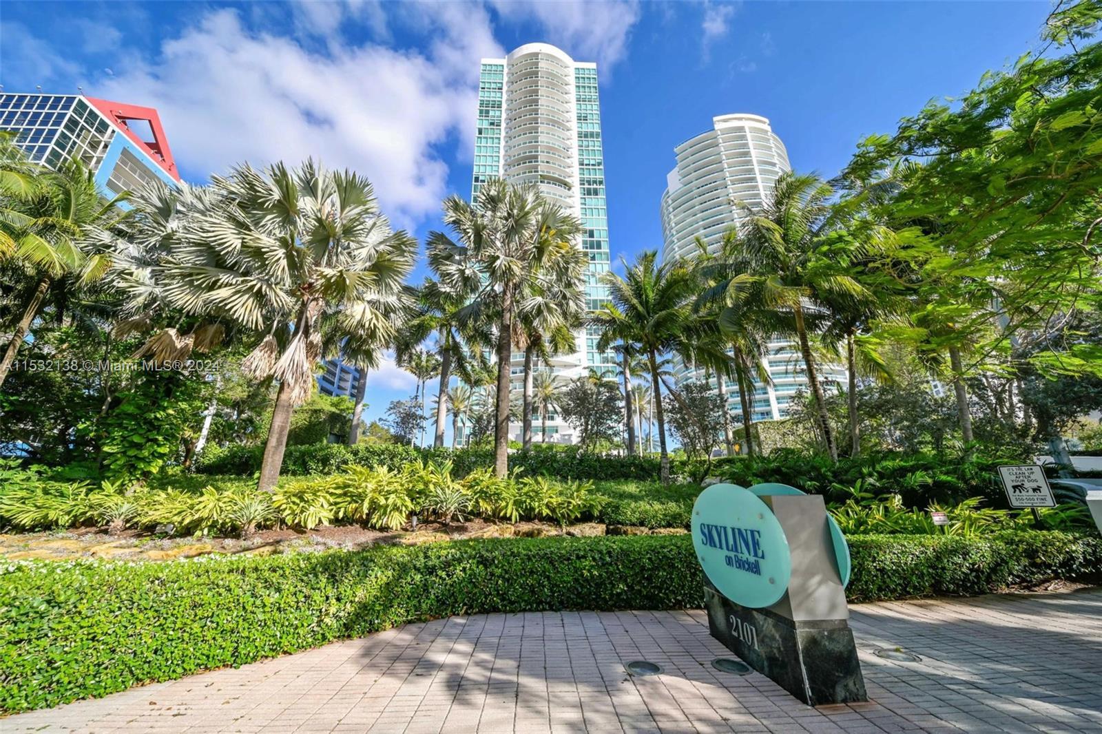 Live in the heart of Miami in the BEST PRICED 2-bed, 2-bath unit at Skyline on Brickell. Enjoy incre