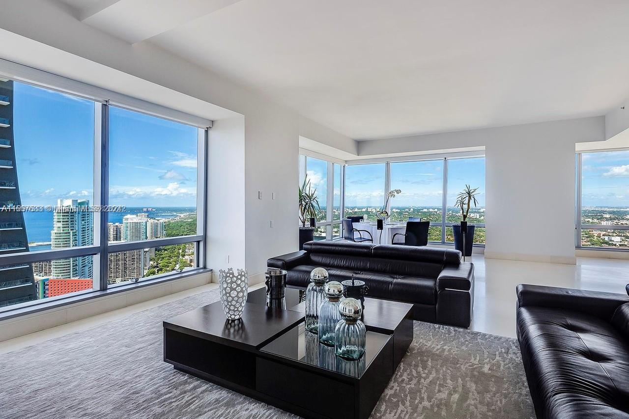 Rising 49 floors high, enjoy spectacular Biscayne Bay and Brickell skyline views from this stunning 
