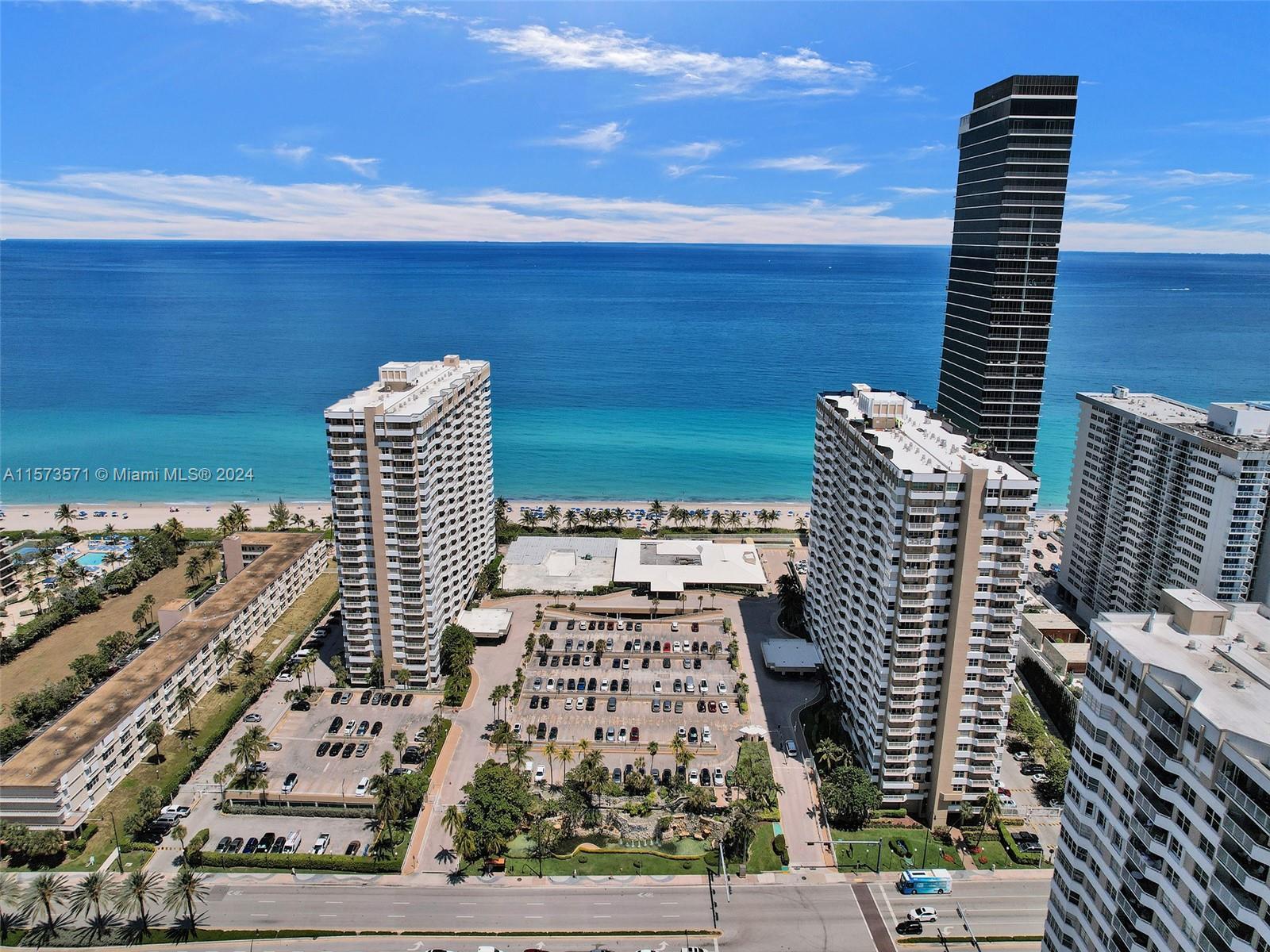 Beautiful and well maintained 2/2 OCEANFRONT condo in the prestigious HEMISPHERES of Hallandale Beac