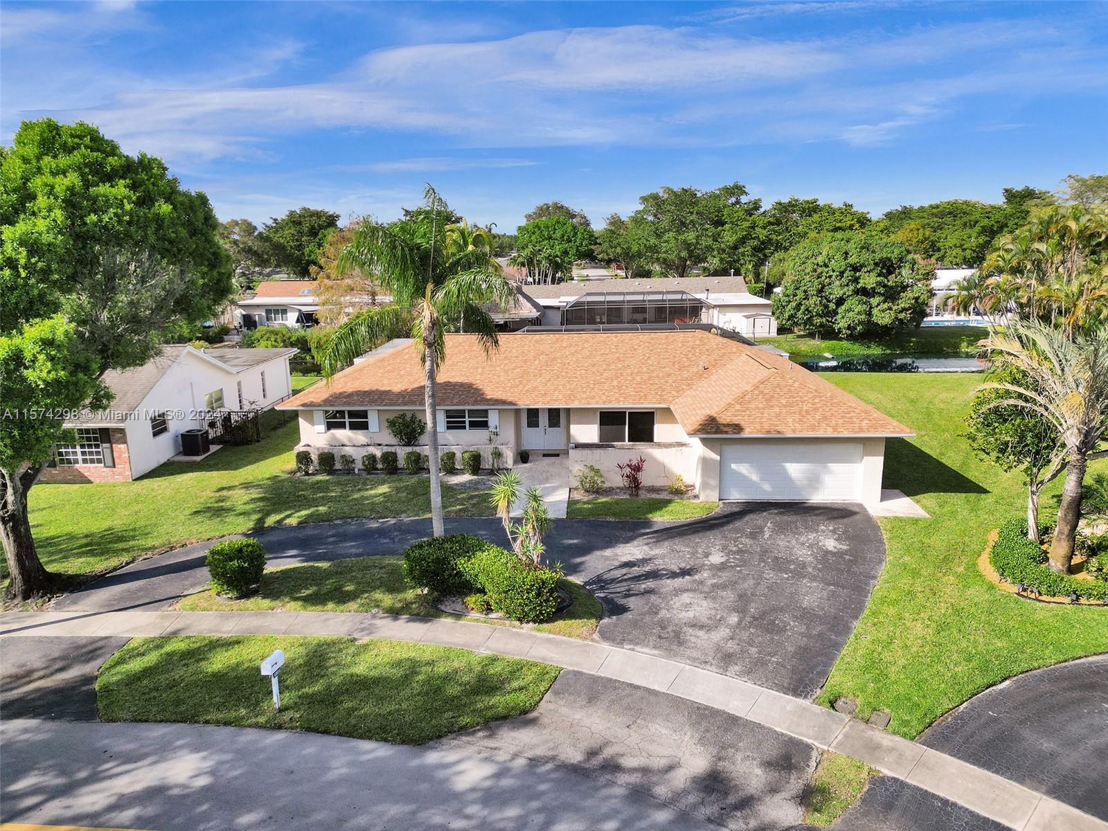 Photo of 6801 SW 17th St in Plantation, FL
