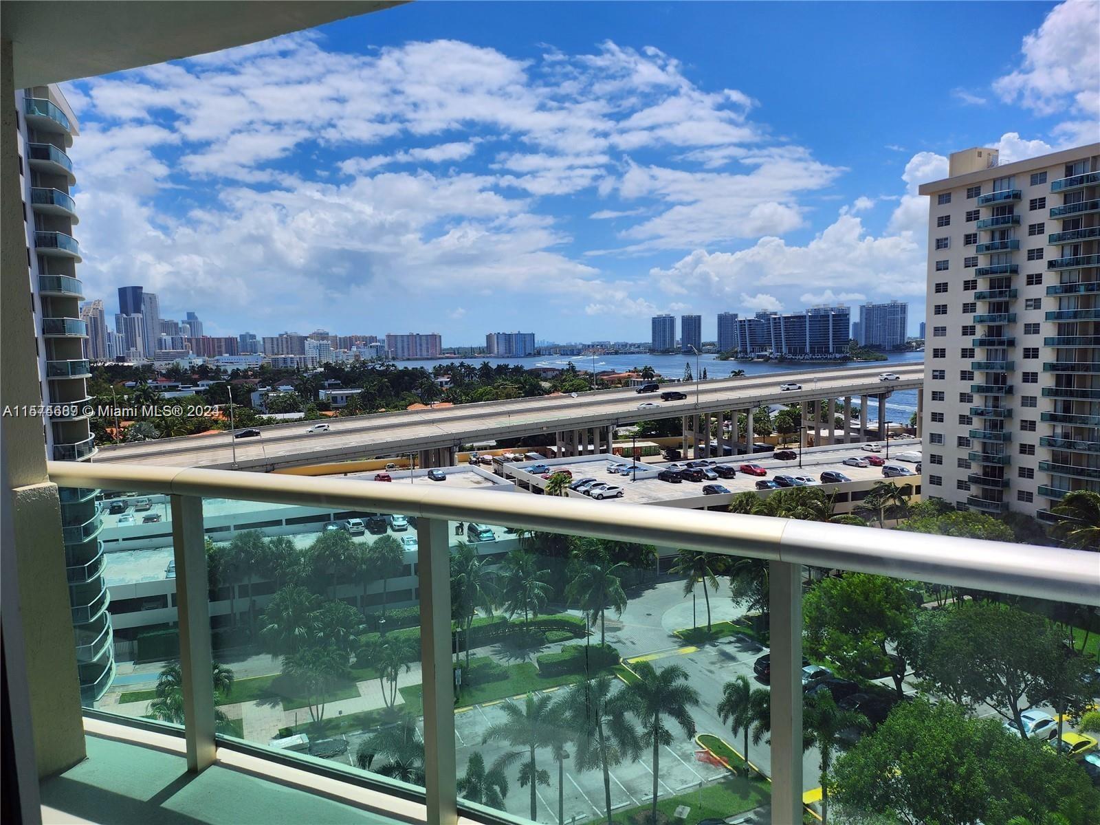 Great opportunity for homeowner or investor. One bedroom/1 bathroom in the Oceanview community conve