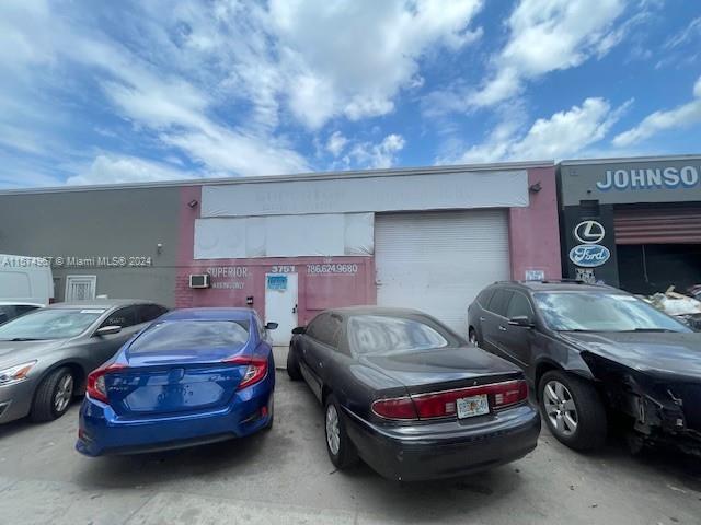 Photo of 3751 NW 79th St in Hialeah, FL
