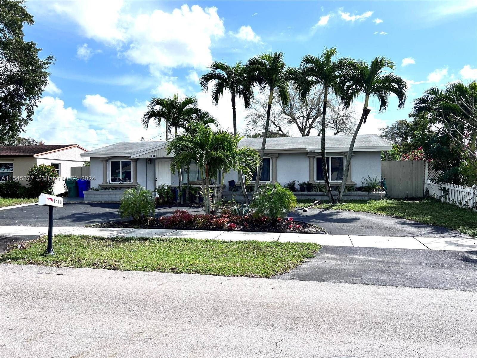 Photo of 1418 SW 50th Ave in Fort Lauderdale, FL