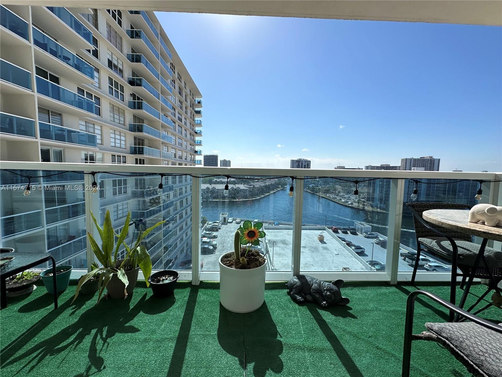 Photo of 3800 S Ocean Dr #1024 in Hollywood, FL