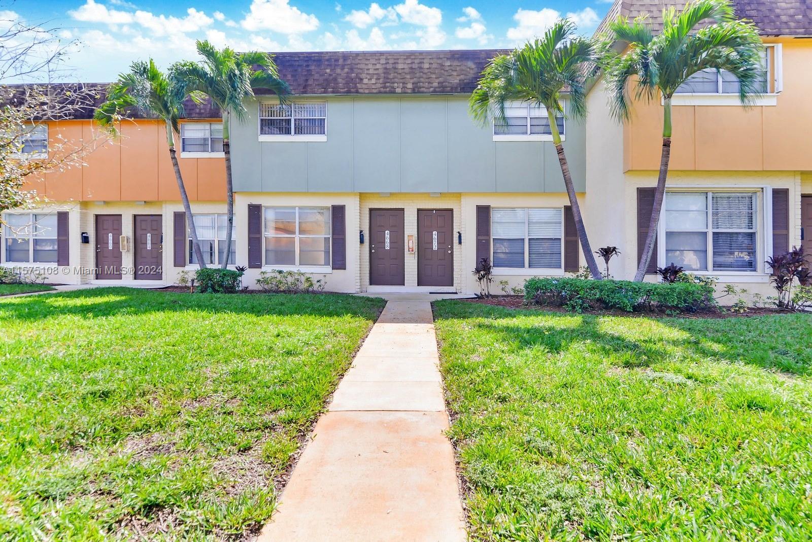 Photo of 4668 NW 9th Dr #4668 in Plantation, FL