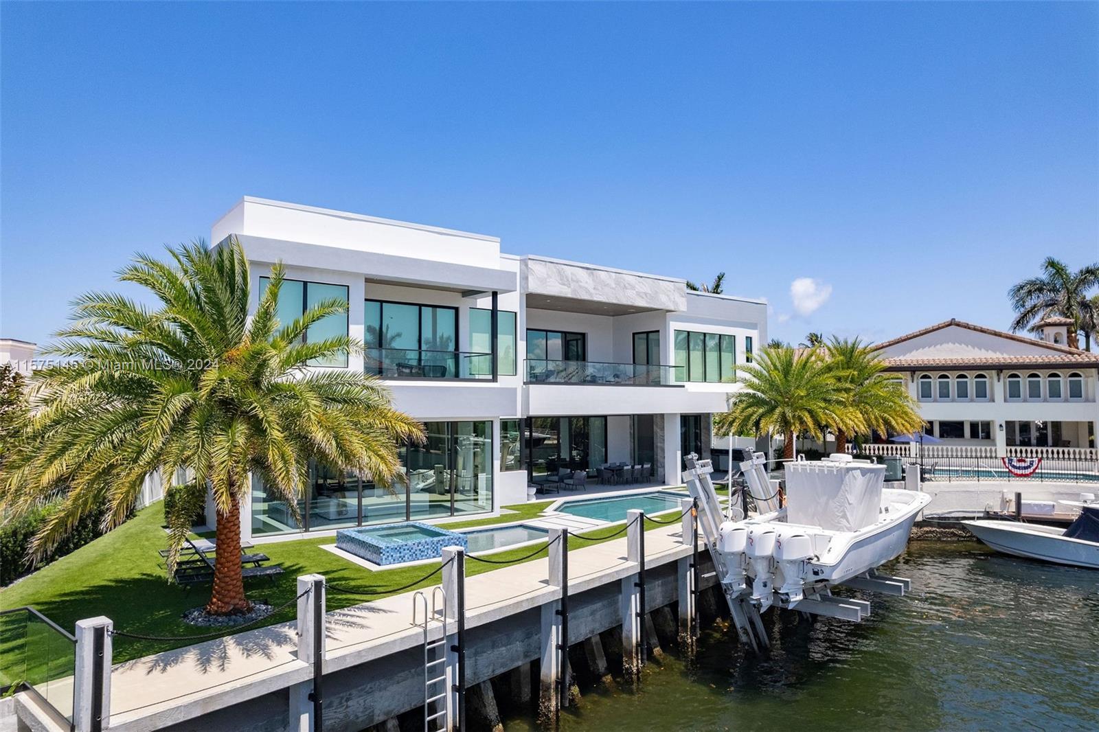 Welcome to 749 Bamboo Drive, located in the prestigious waterfront community of South Florida.This c