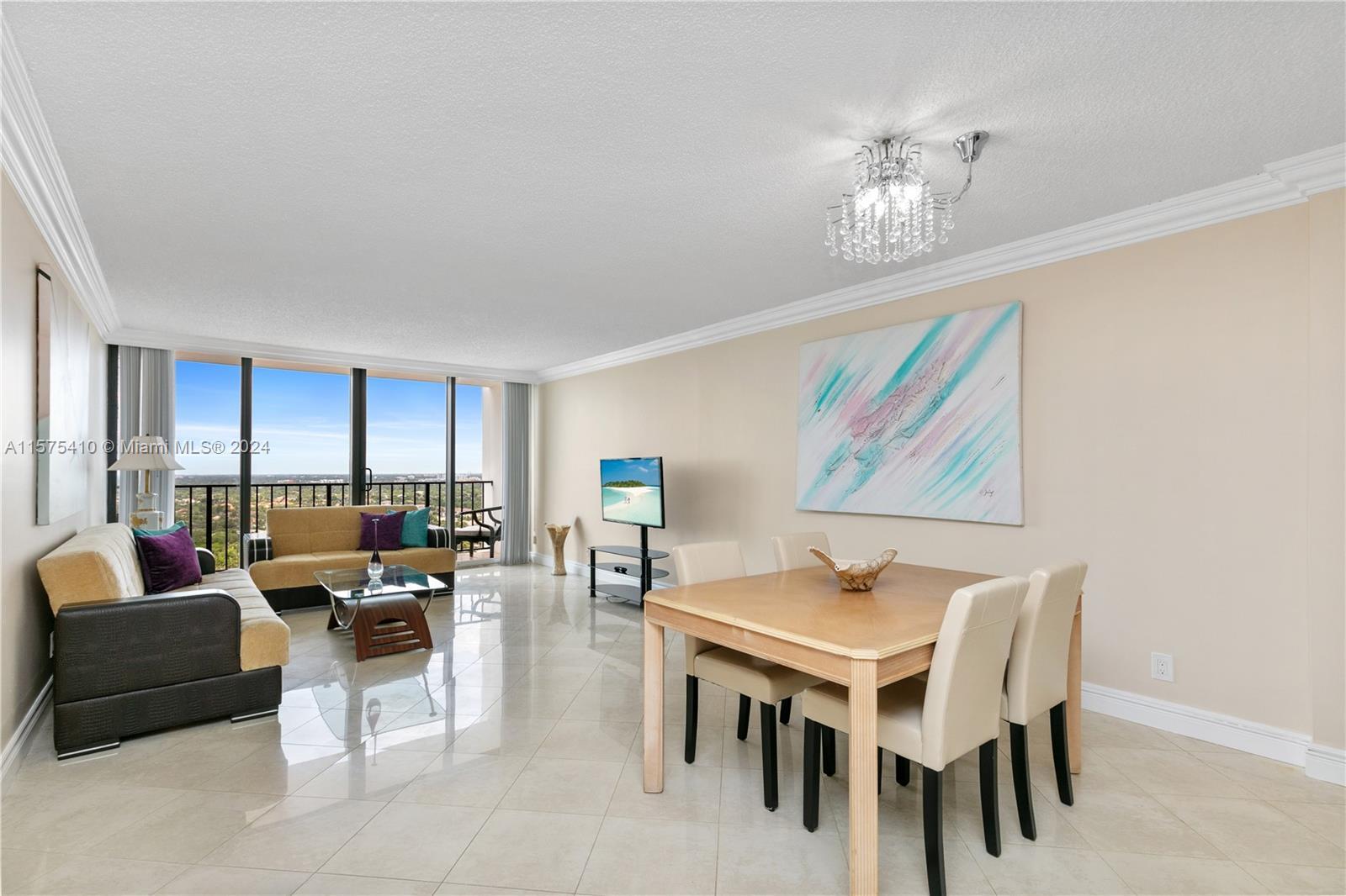 Photo of 2401 S Ocean Dr #2206 in Hollywood, FL