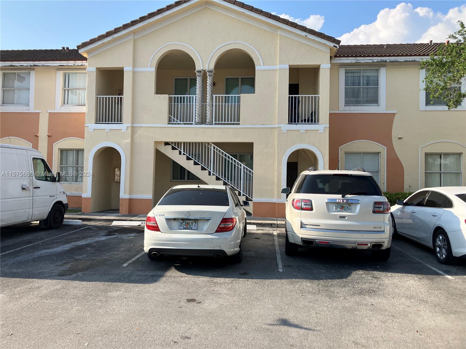 Photo of 1661 SE 28th St #107 in Homestead, FL