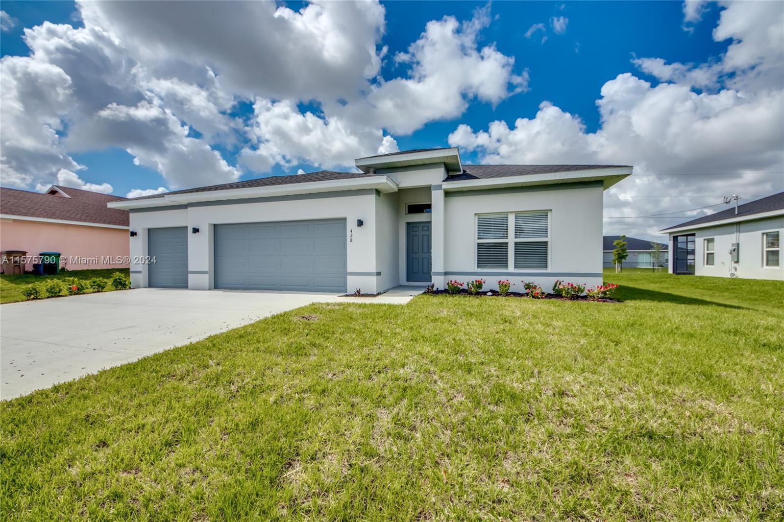 Photo of 222 NW 4th Ter in Cape Coral, FL