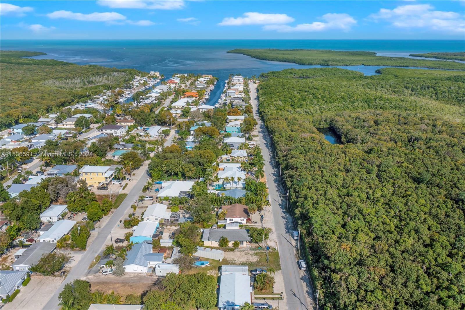 Photo of 6 S Andros Rd in Key Largo, FL