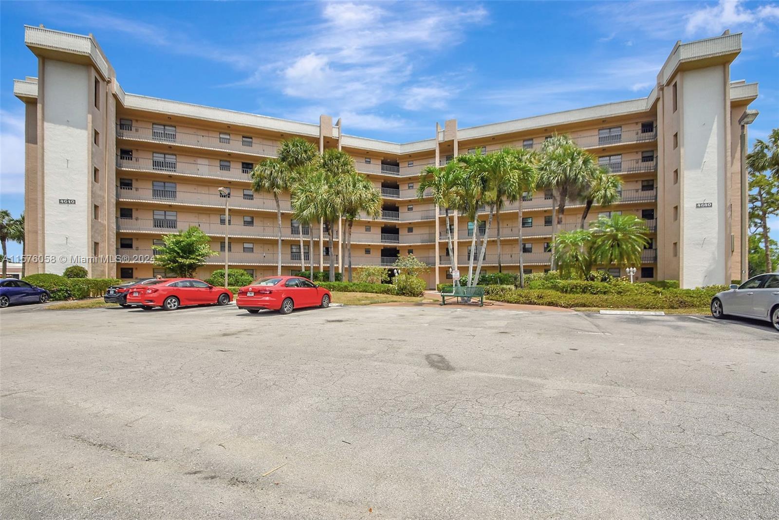 Photo of 4640 W Lucerne Lakes Blvd W #206 in Lake Worth, FL