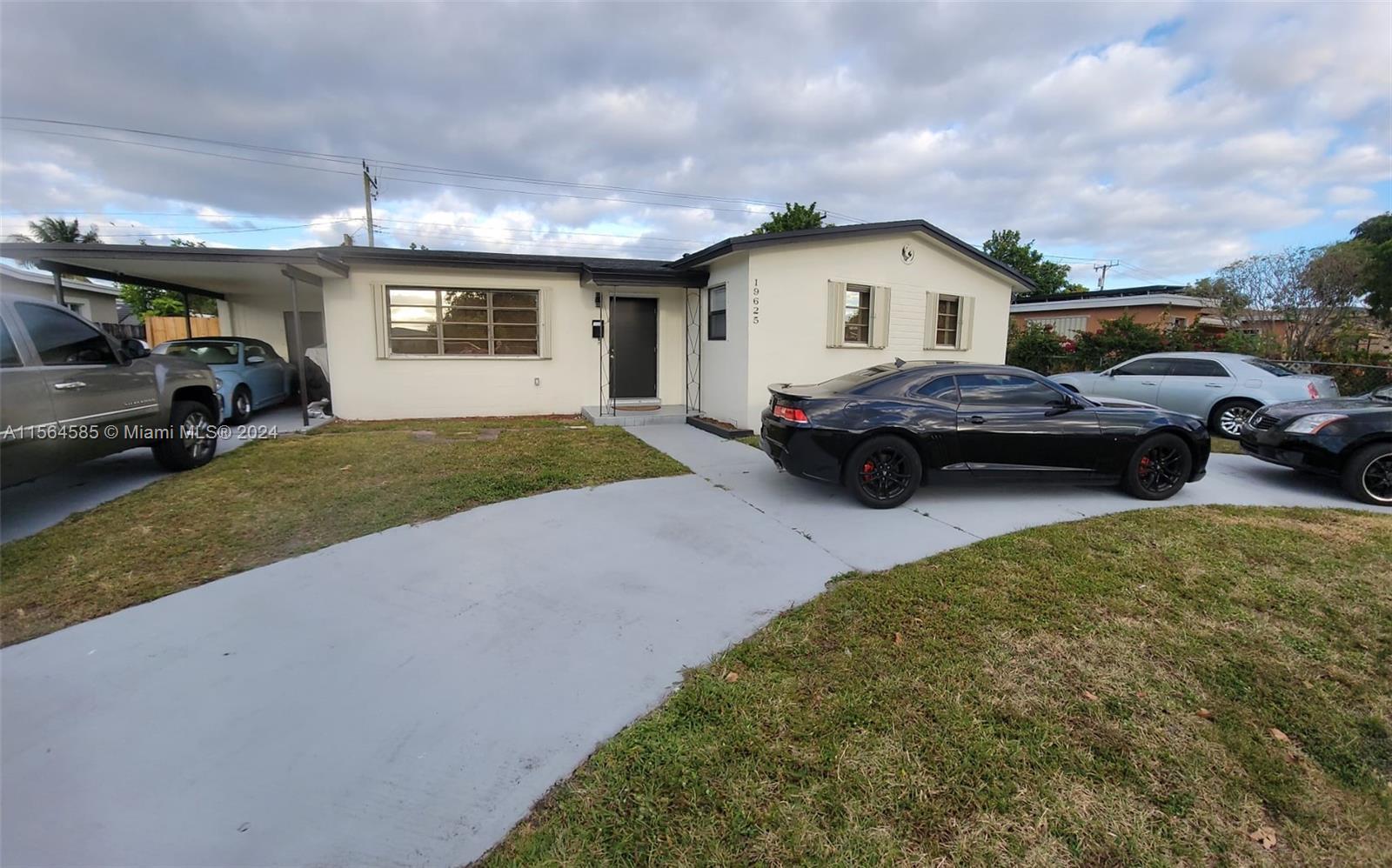 Photo of 19625 NW 5th Ave in Miami Gardens, FL