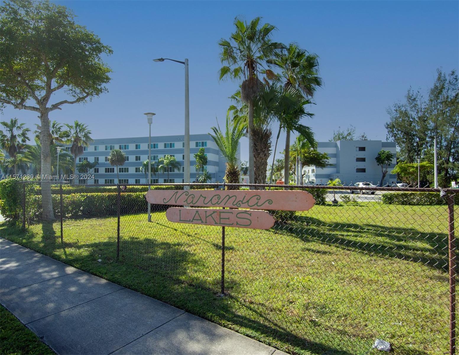 Spacious condo unit in Miami-Dade, near the City of Homestead. All units are 2/1/.5, with 1,075 Sq. 