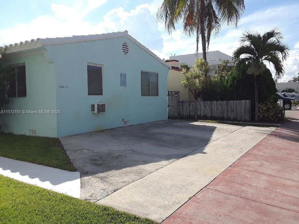 Opportunity to own a Miami Beach duplex located on iconic Bay Drive/Normandy Isle, with lots of pote
