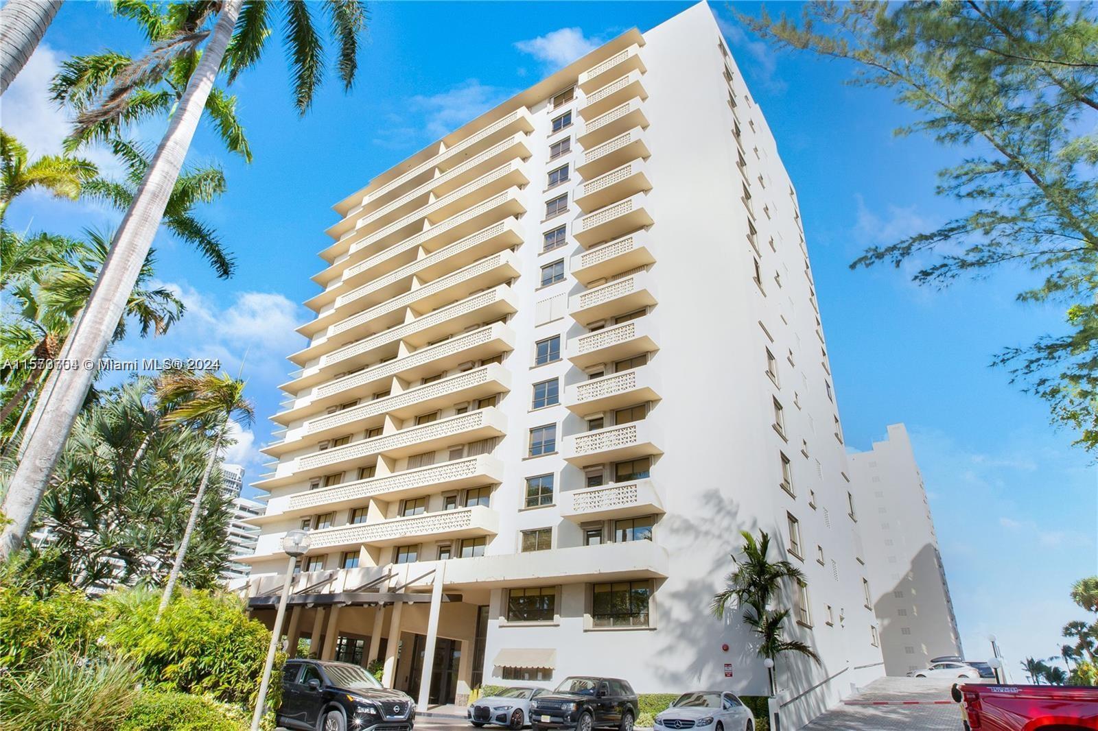 This exceptional unit in the building with OCEAN VIEW. Enjoy the convenience of full-service ameniti
