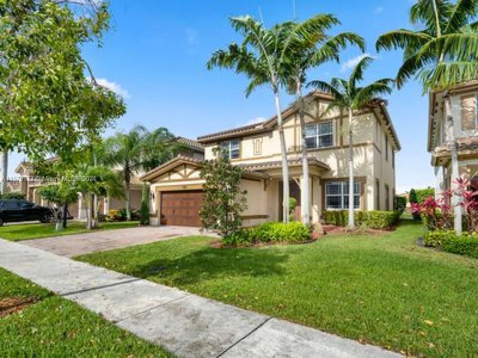 Photo of 8561 Lakeside Dr in Parkland, FL