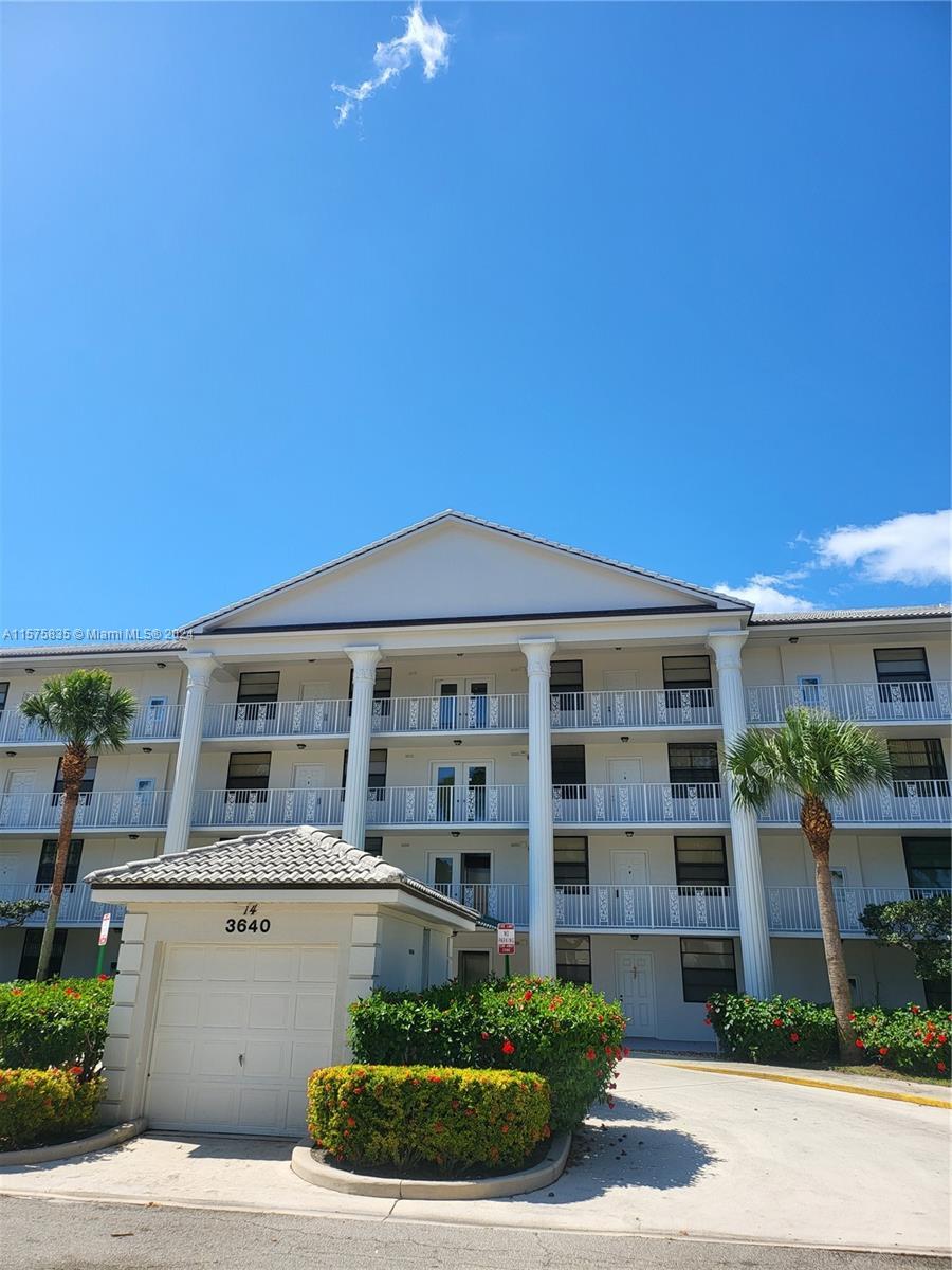 Photo of 3640 Whitehall Dr #406 in West Palm Beach, FL