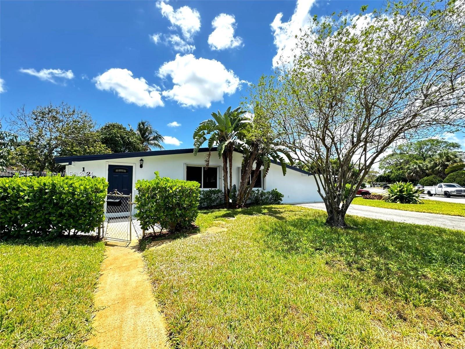 Photo of 1260 SW 28th Rd in Fort Lauderdale, FL