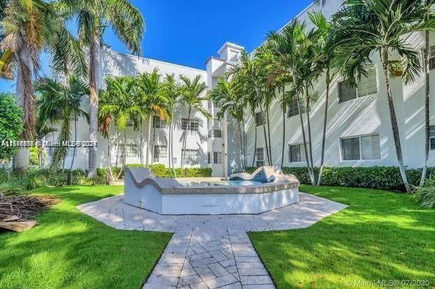 SOBE 1/ 1 condo conversion and a great convenient walk to restaurants , beach ,central location  on 