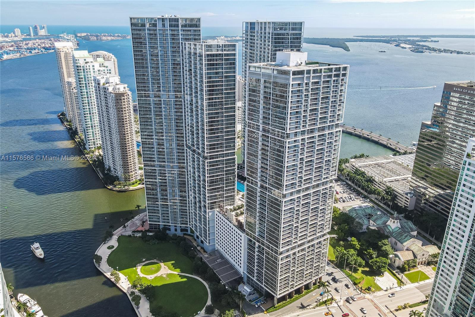 Welcome to Icon Brickell, where luxury meets waterfront living. This exquisite 2-bedroom, 2-bathroom