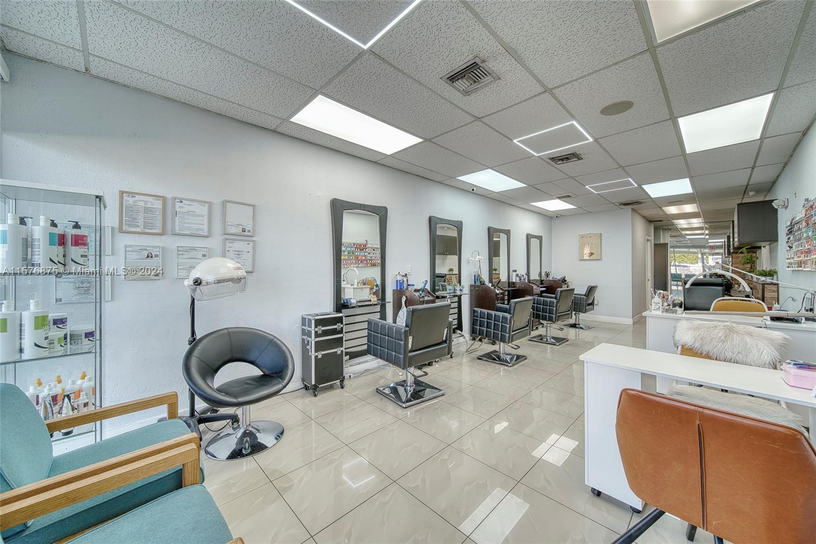 Photo of Beauty Salon/Barbershop For Sale On 107 And Bird Rd in Miami, FL