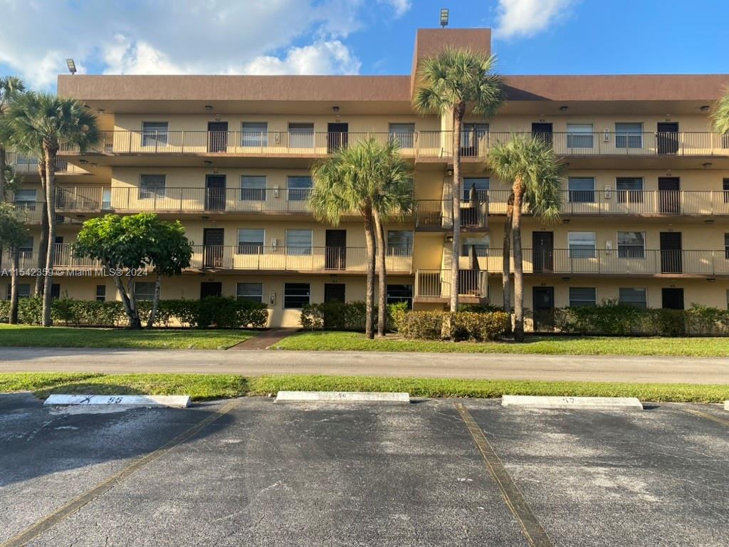 Photo of 3101 NW 47th Ter #225 in Lauderdale Lakes, FL