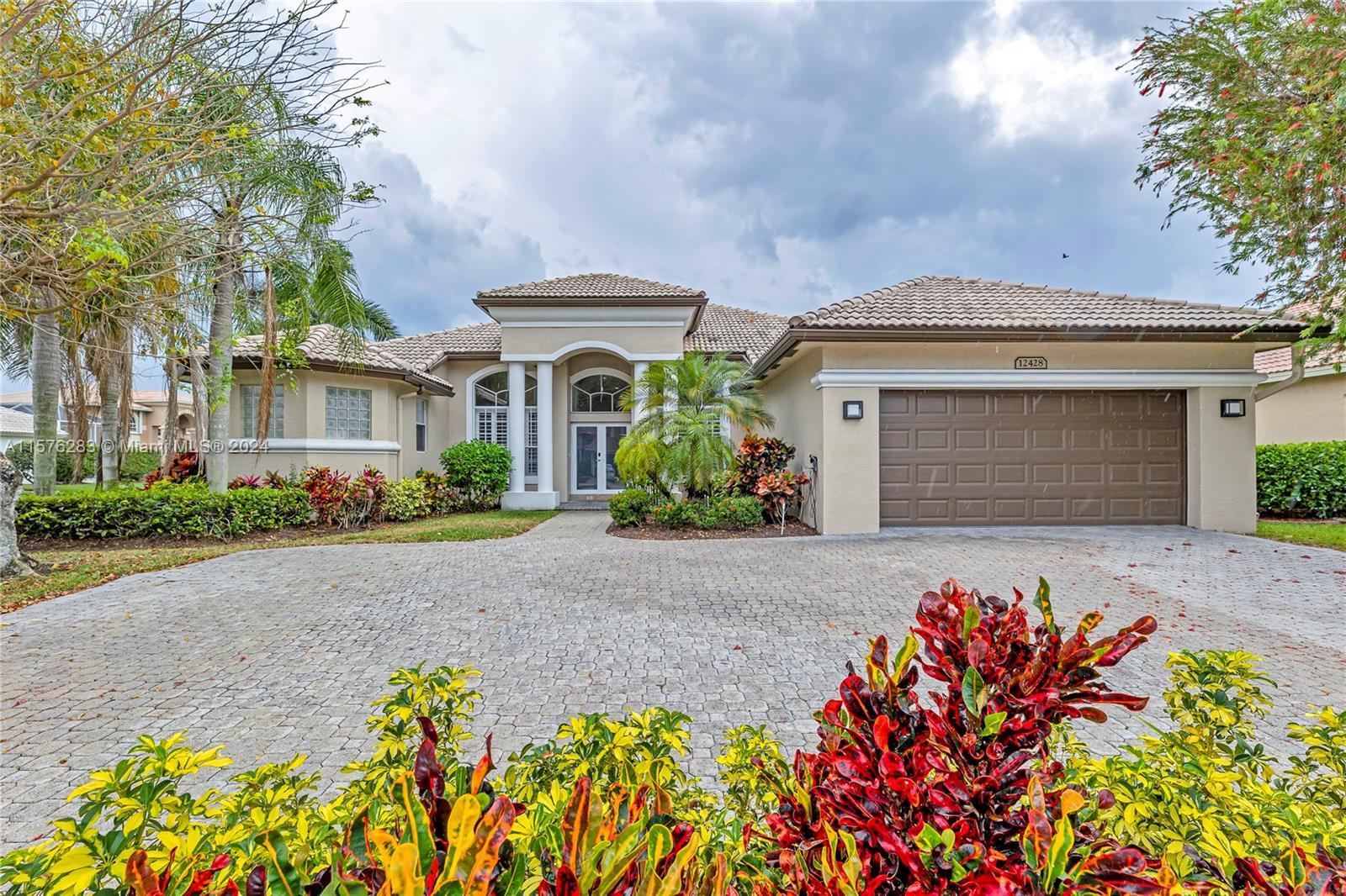 Photo of 12428 Clearfalls Dr in Boca Raton, FL