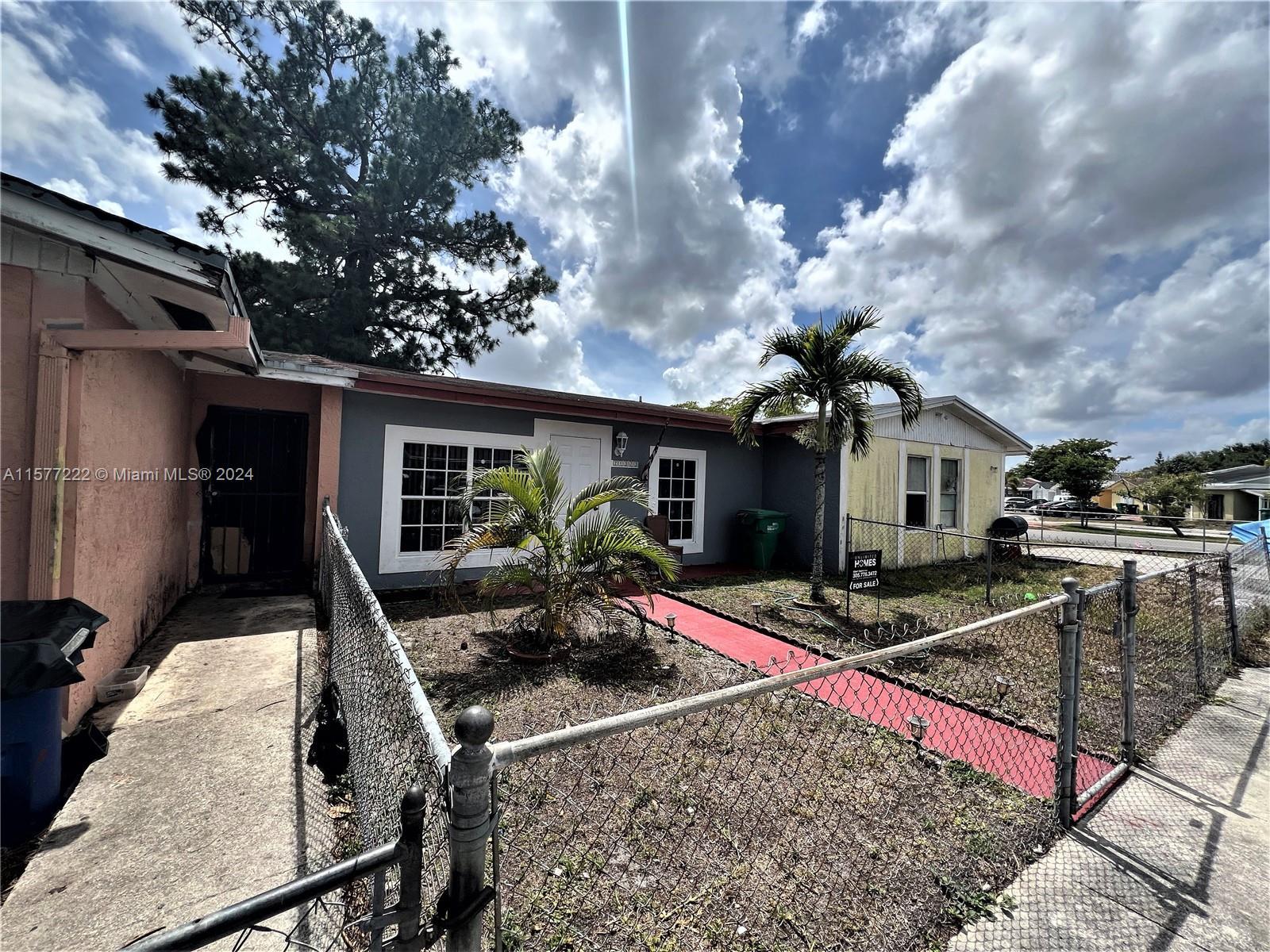Photo of 21303 NW 39th Ave in Miami Gardens, FL