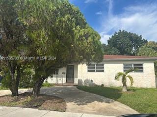 Photo of 1521 NW 134th St in Miami, FL