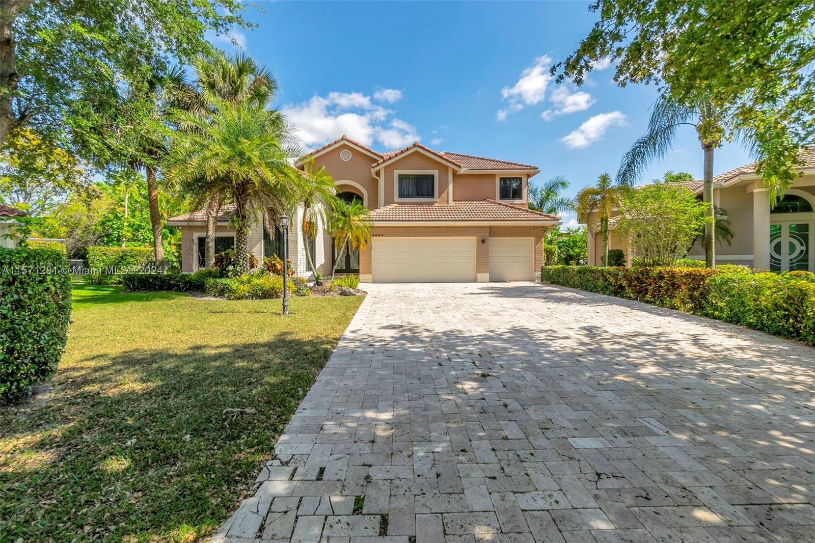 Photo of 4699 Rothschild Dr in Coral Springs, FL