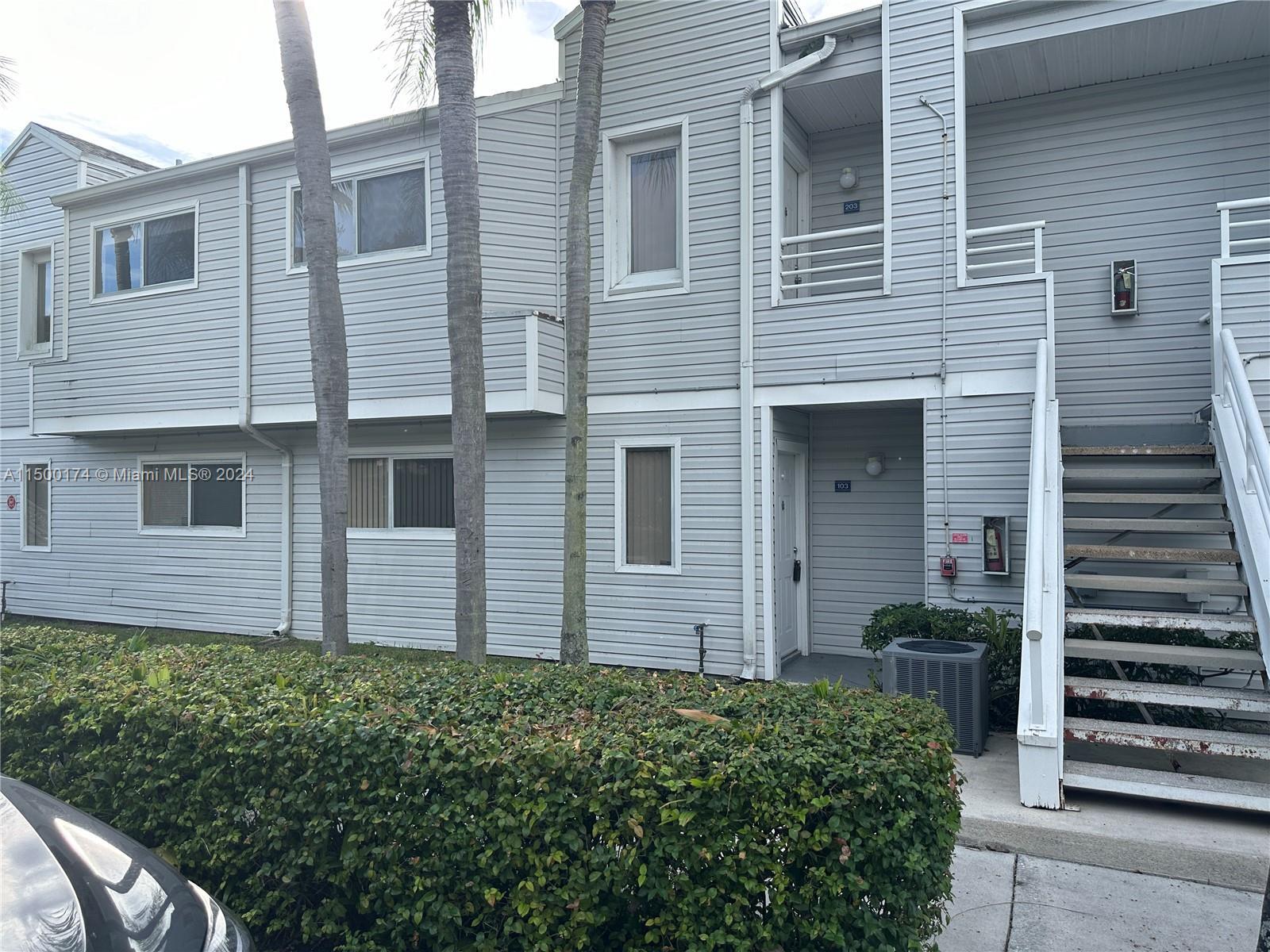 Photo of 3473 NW 44th St #103 in Oakland Park, FL