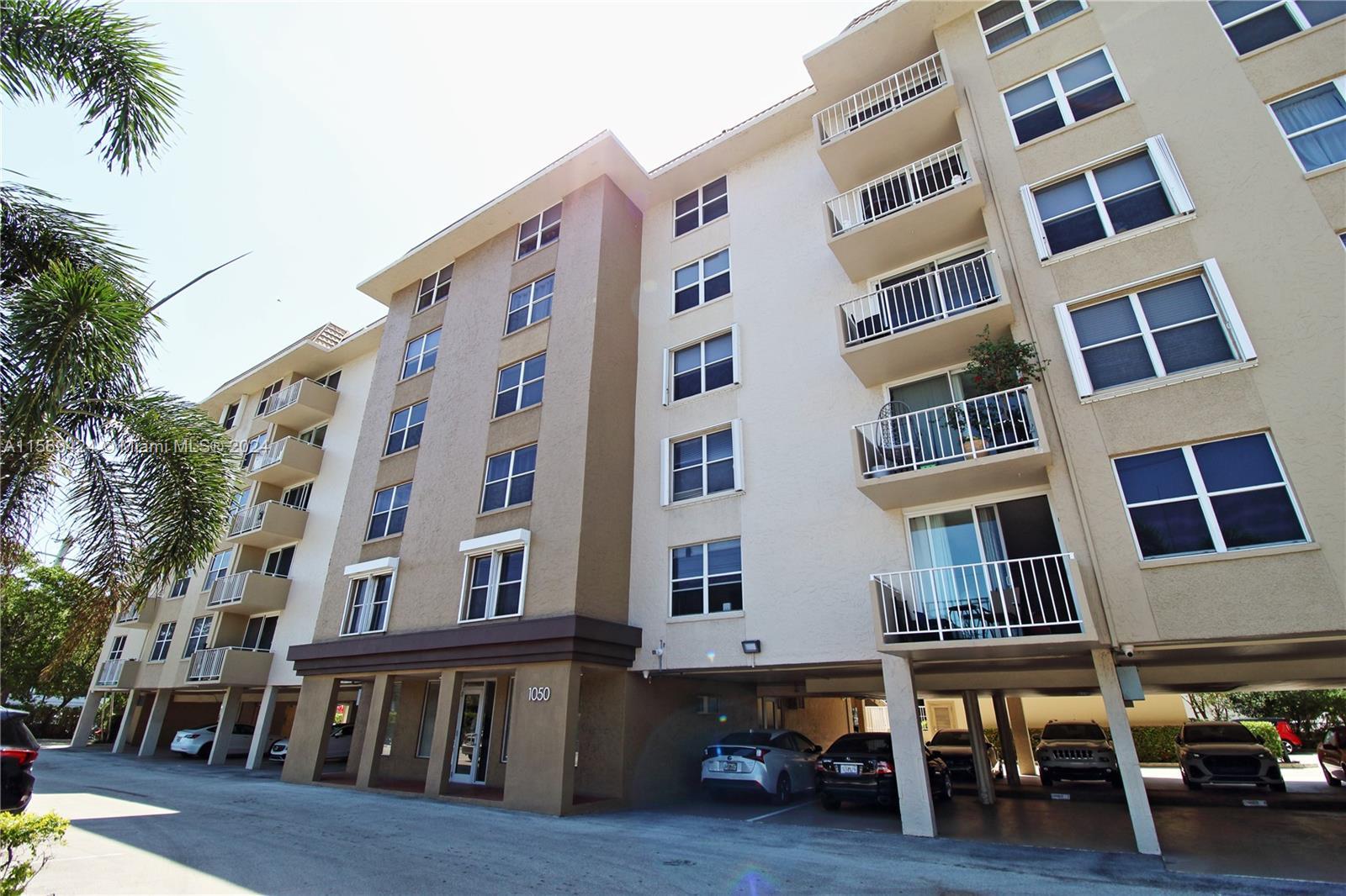 Photo of 1050 SE 15th St #303 in Fort Lauderdale, FL