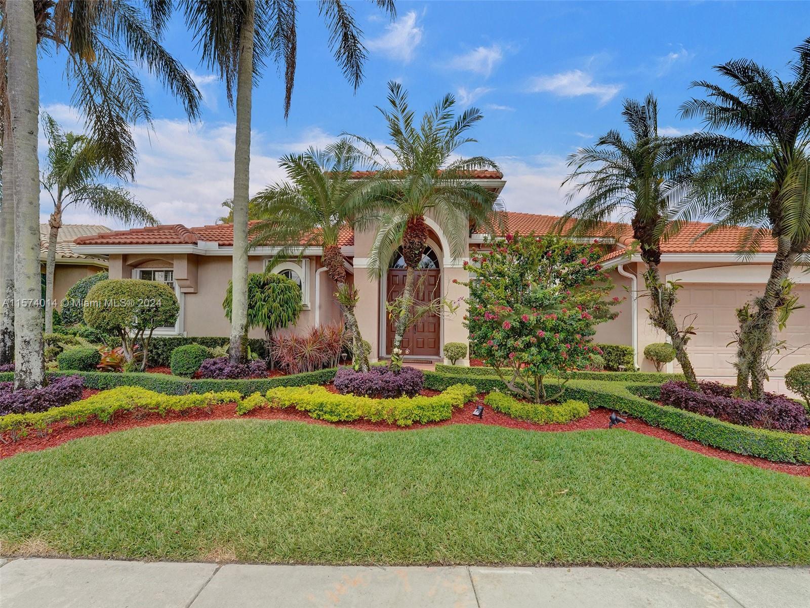 Photo of 2523 Golf View Dr in Weston, FL