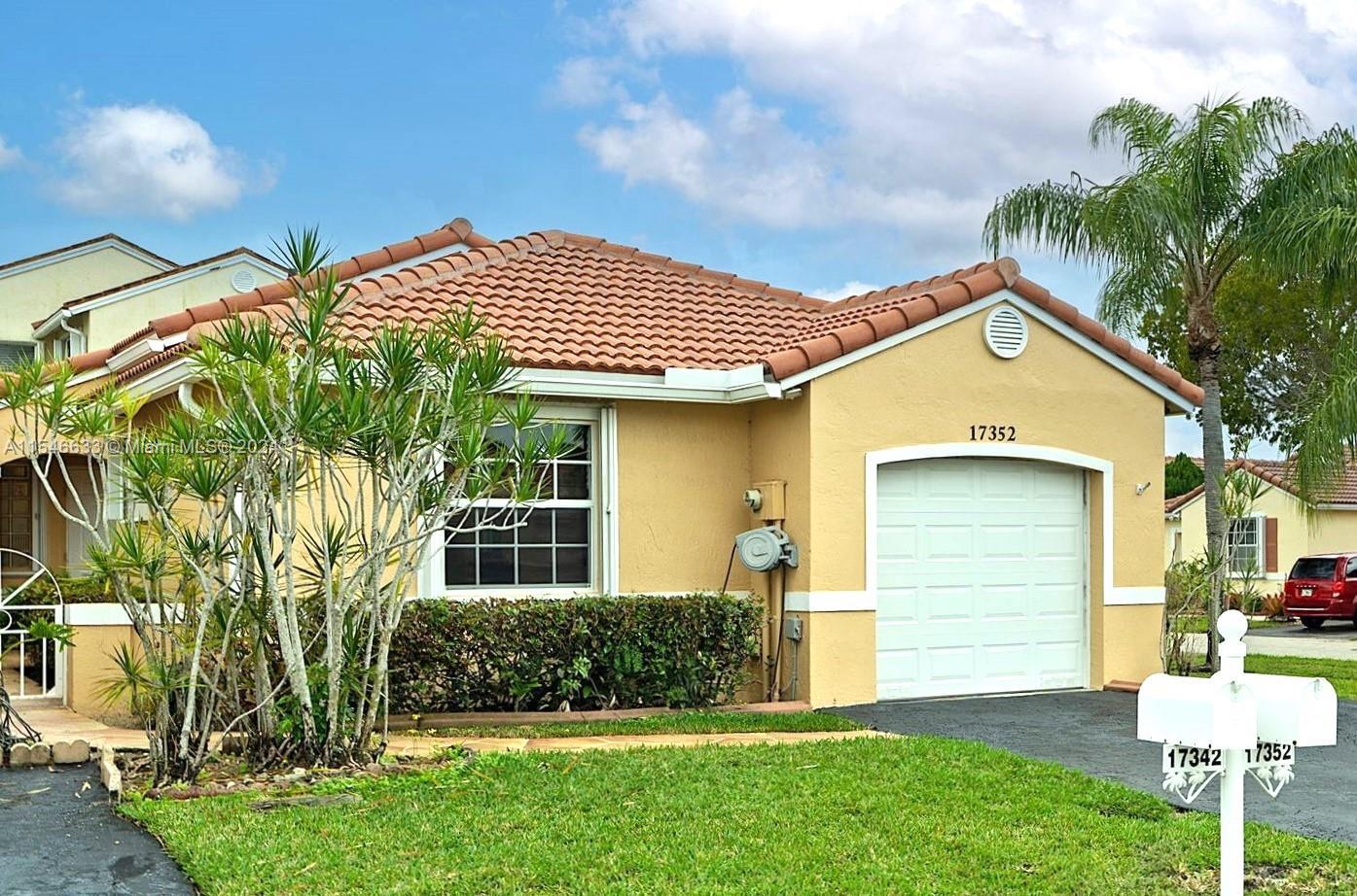 Photo of 17352 NW 6th Ct in Pembroke Pines, FL