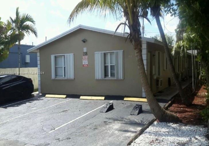 Photo of 208 SW 14th Ct in Fort Lauderdale, FL