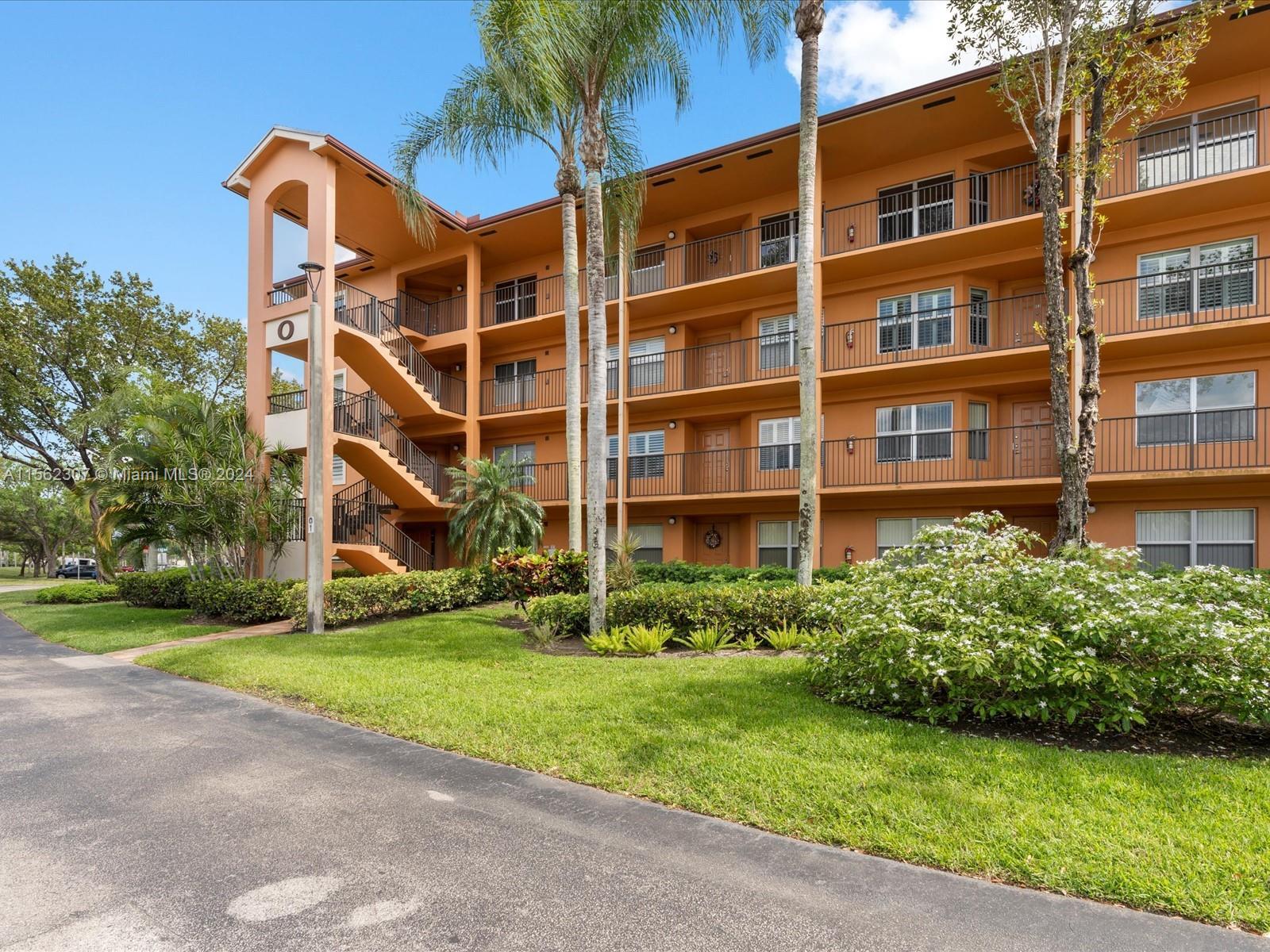 Photo of 571 SW 142nd Ave #101O in Pembroke Pines, FL