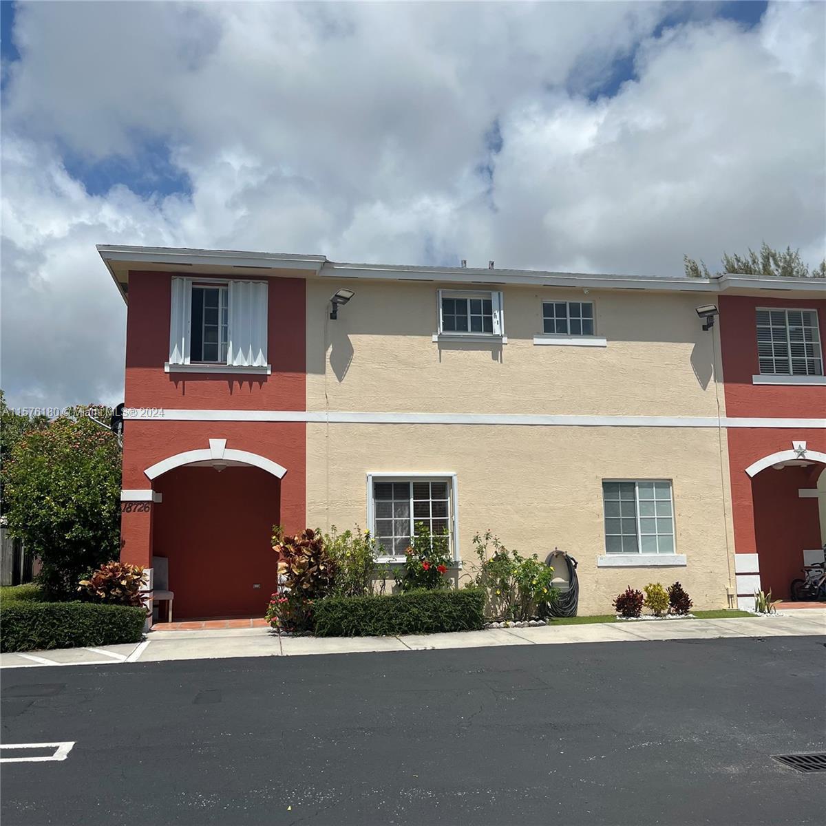 Photo of 18726 SW 100th Ave #18726 in Cutler Bay, FL