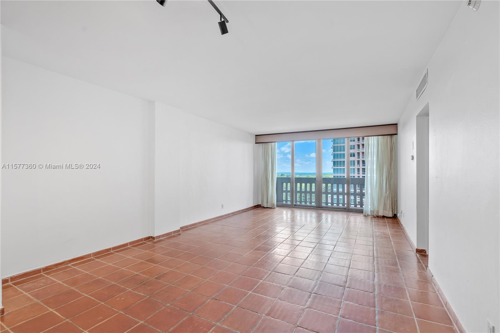 Photo of 90 Edgewater Dr #908 in Coral Gables, FL