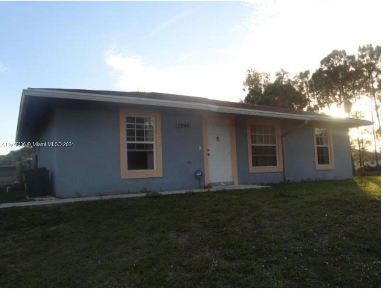 This Home has 3 bedrooms and 2 bathrooms and is located on 1.10 acres. It features tile, wood, and c