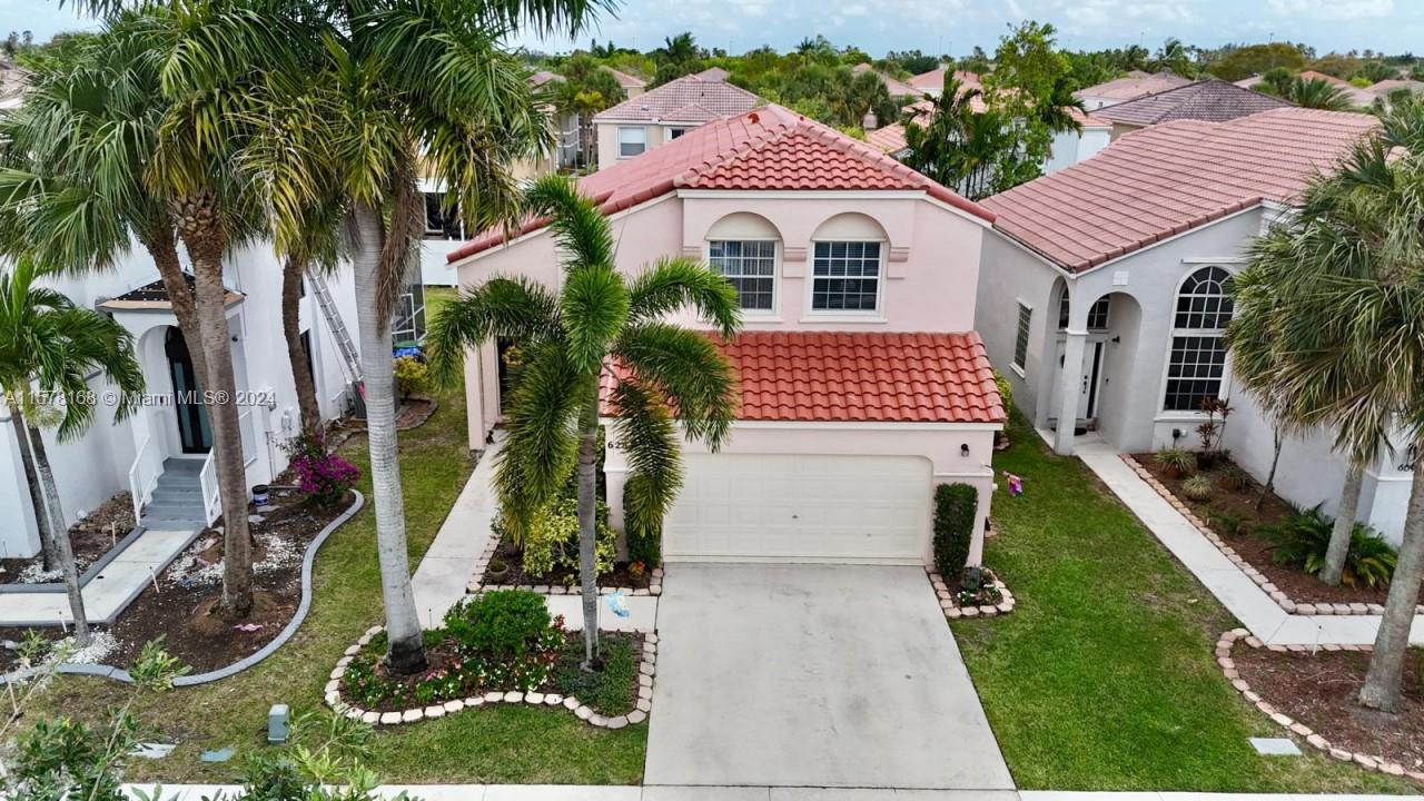 Photo of 625 NW 158th Ave in Pembroke Pines, FL