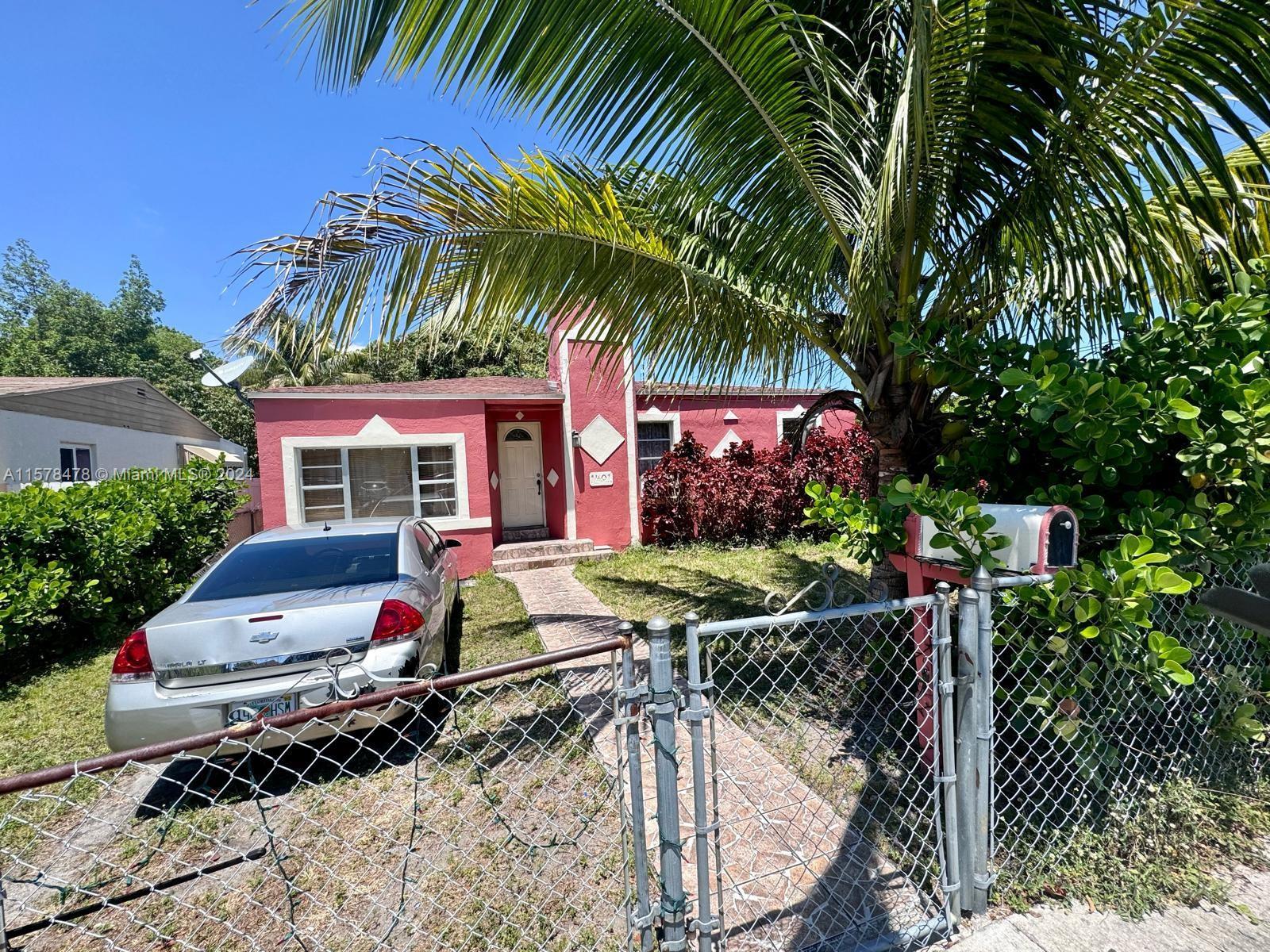 Photo of 1401 NW 24th St in Miami, FL