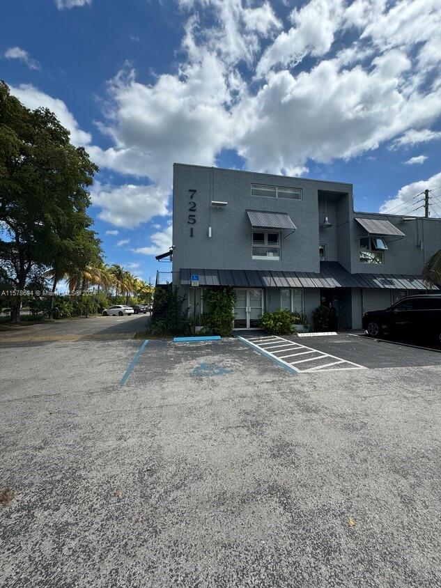Photo of 7251 NE 2nd Ave in Miami, FL
