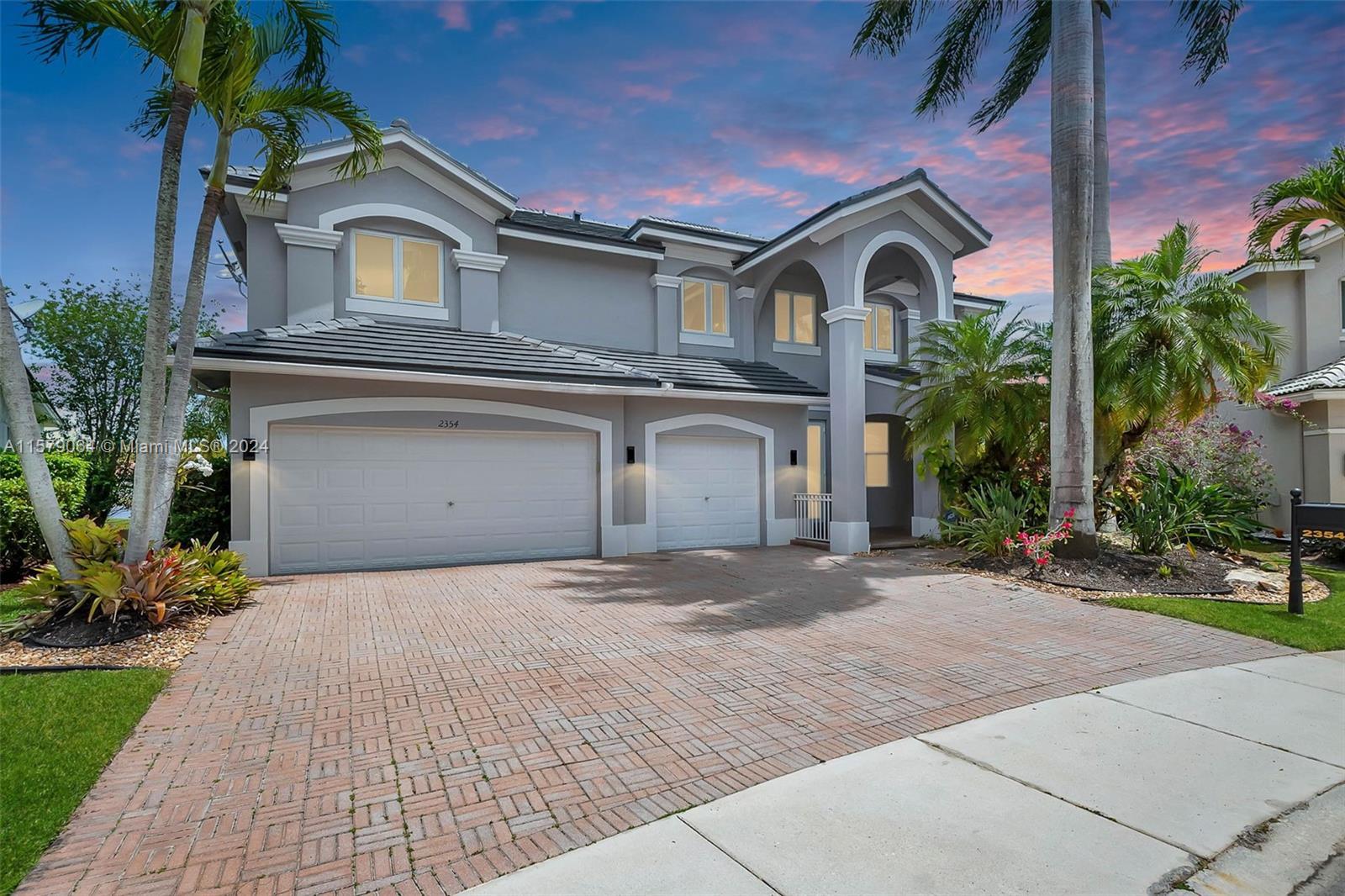 Photo of 2354 Quail Roost Dr in Weston, FL