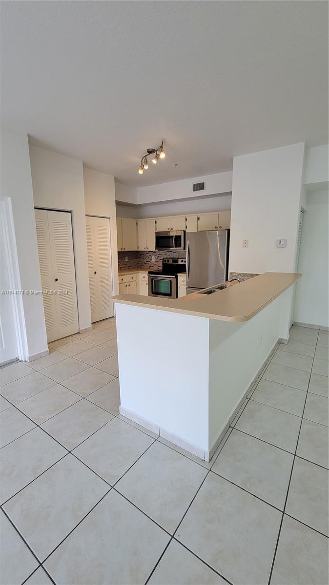 Photo of 7330 NW 114th Ave #203-5 in Doral, FL
