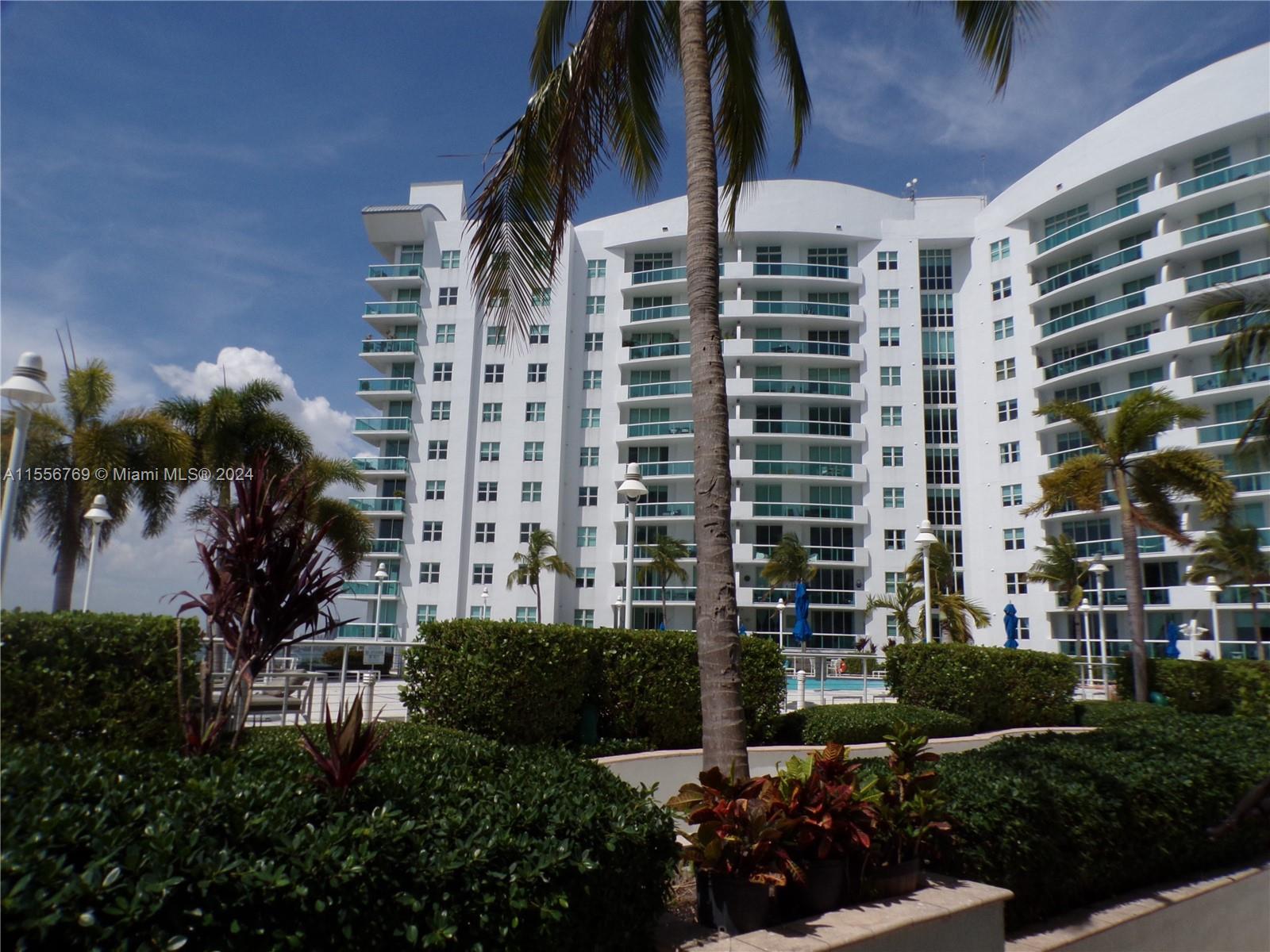 This distinctive apartment is situated on the beautiful island of North Bay Village, boasting excell