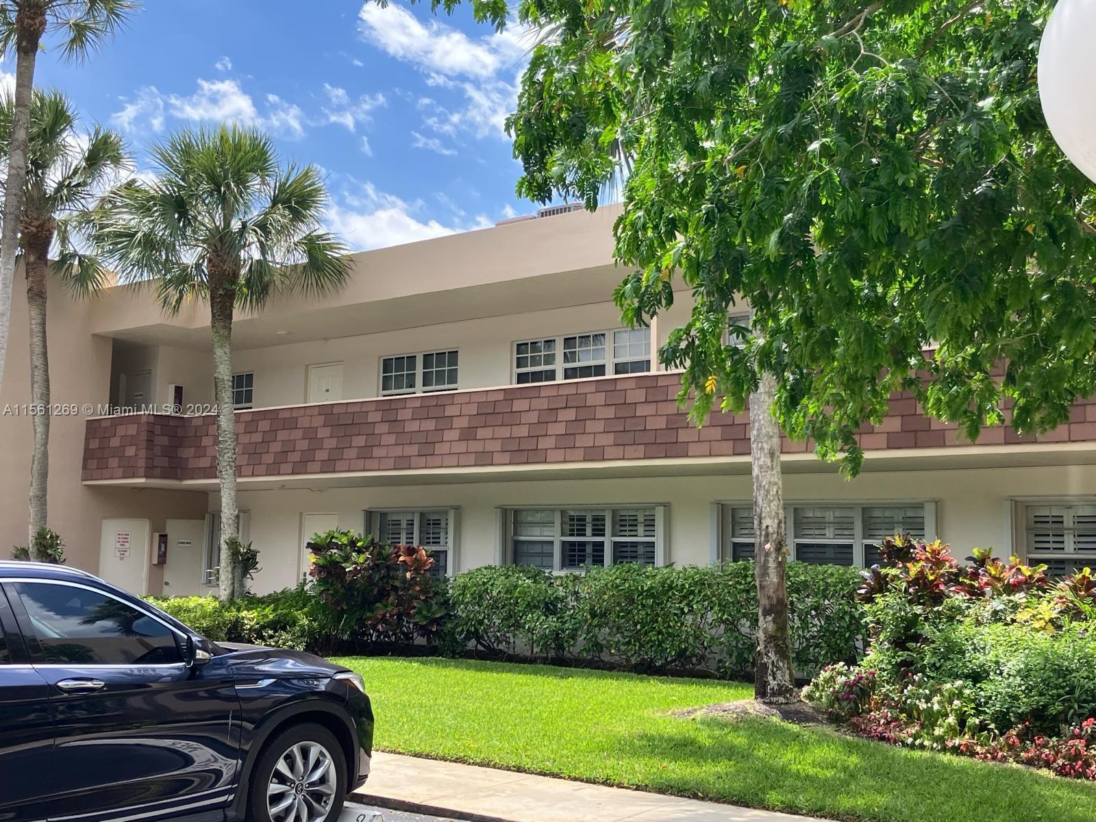Photo of 3611 Oaks Clubhouse Dr #203 in Pompano Beach, FL