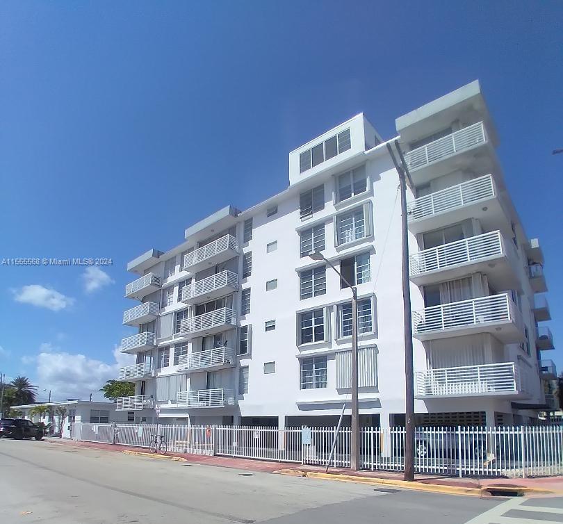 Photo of 7800 Carlyle Ave #6B in Miami Beach, FL