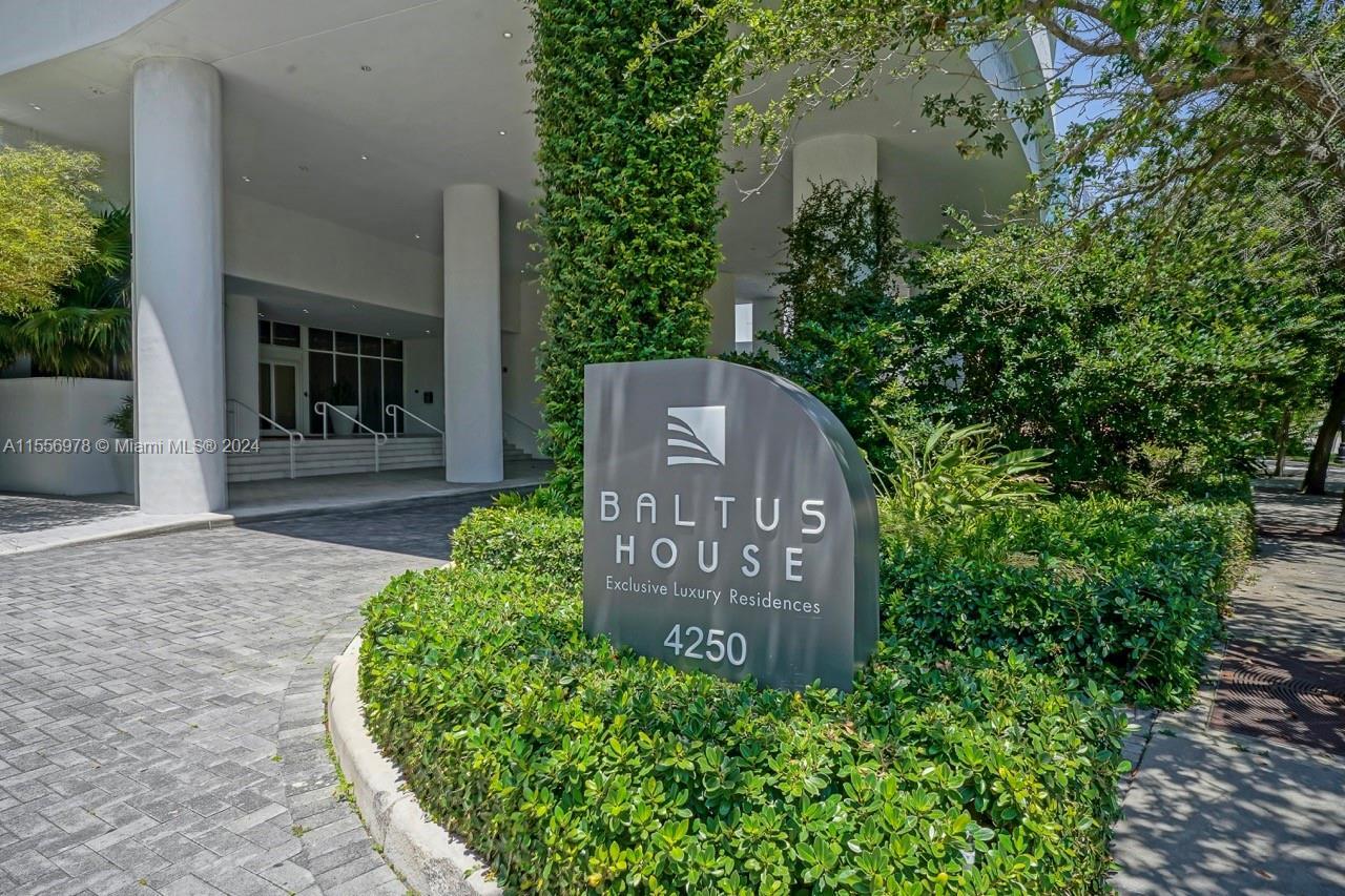 Priced to Sell: Discover the pinnacle of modern living in this 1BR/1BTH residence at Baltus House, a