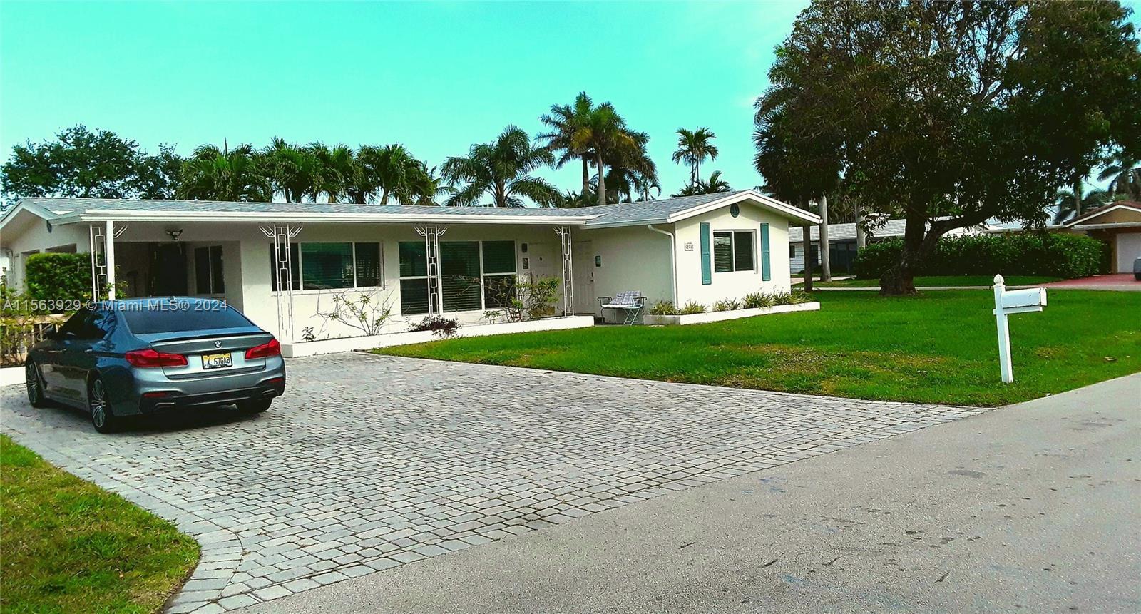 Photo of 277 Miramar Ave in Lauderdale By The Sea, FL