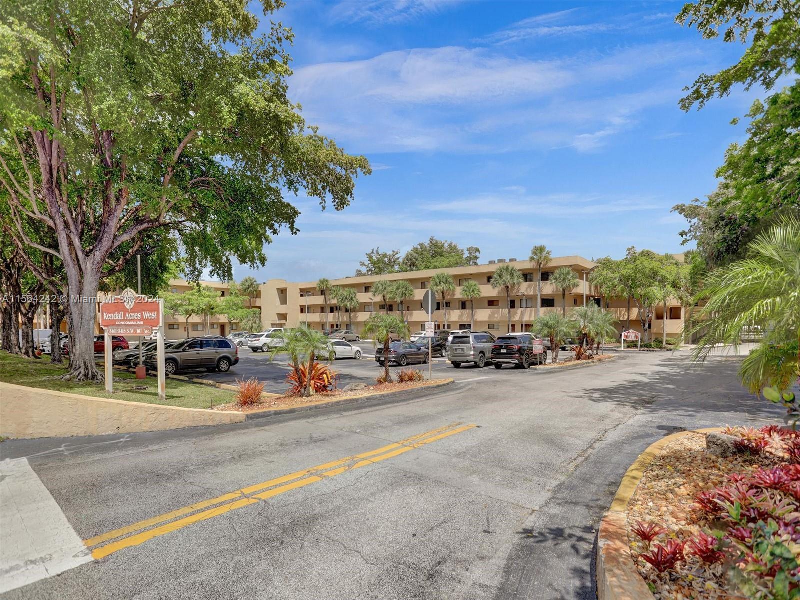 Large 2/2 in the centrally located complex of Kendall Acres. Second flr unit features tile throughou